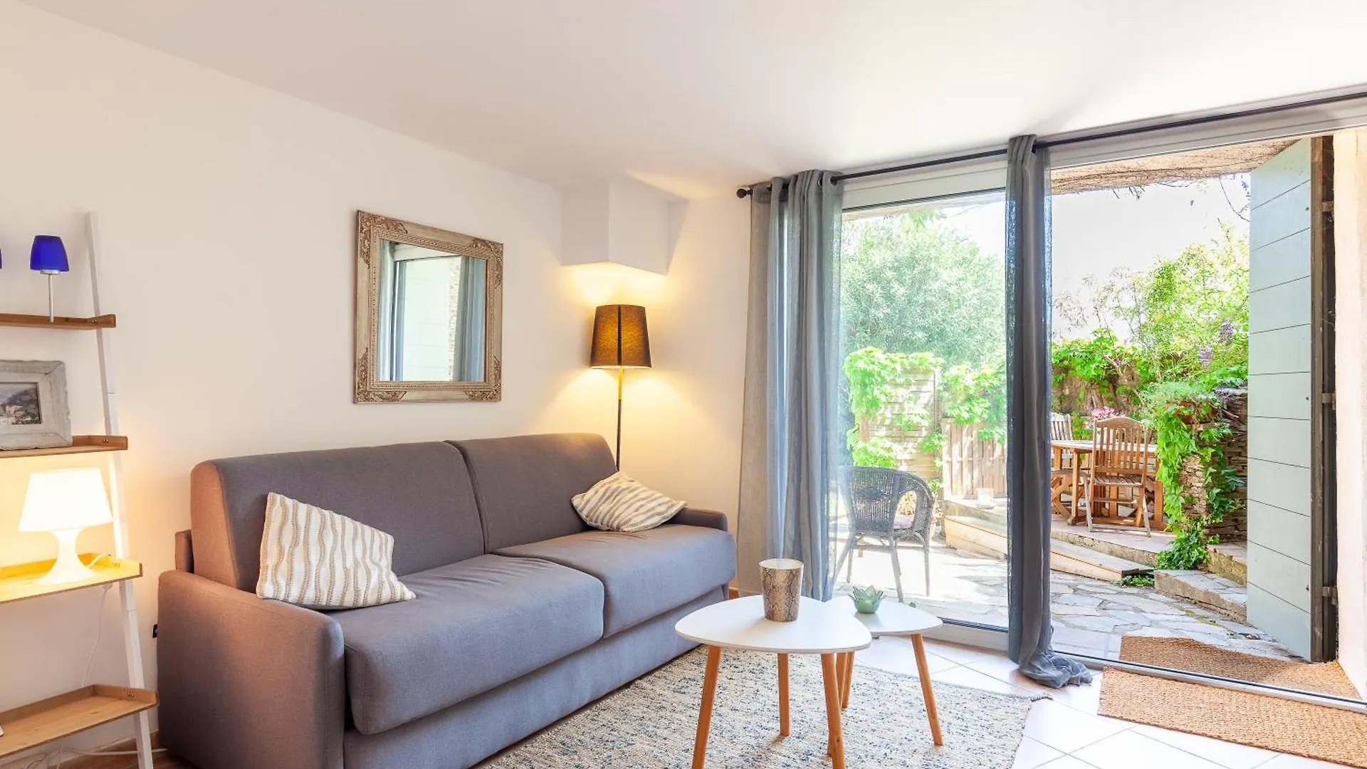 Logement De Charme Les Araucarias La Garde